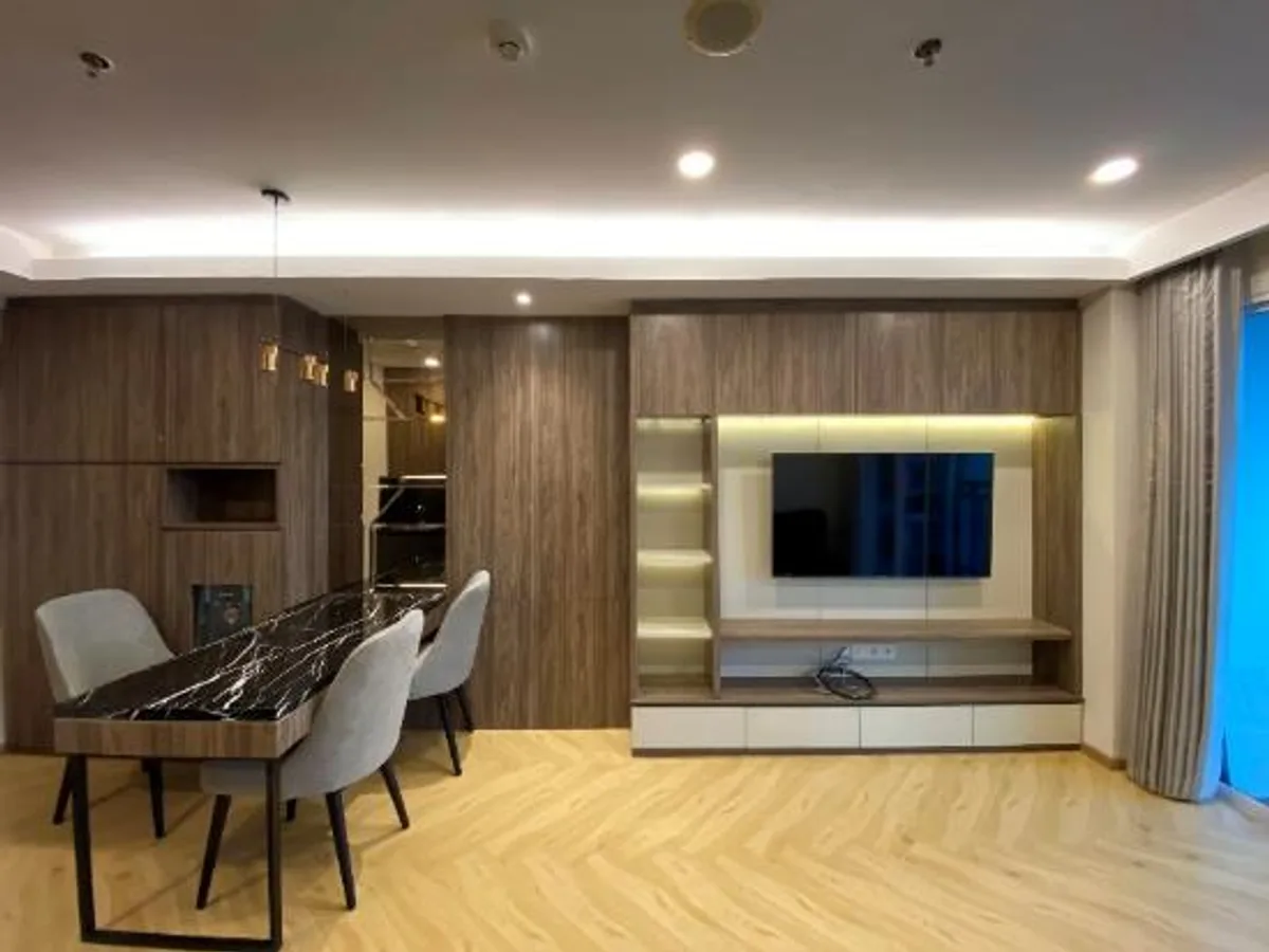 Thamrin Excecutive portfolio image 2